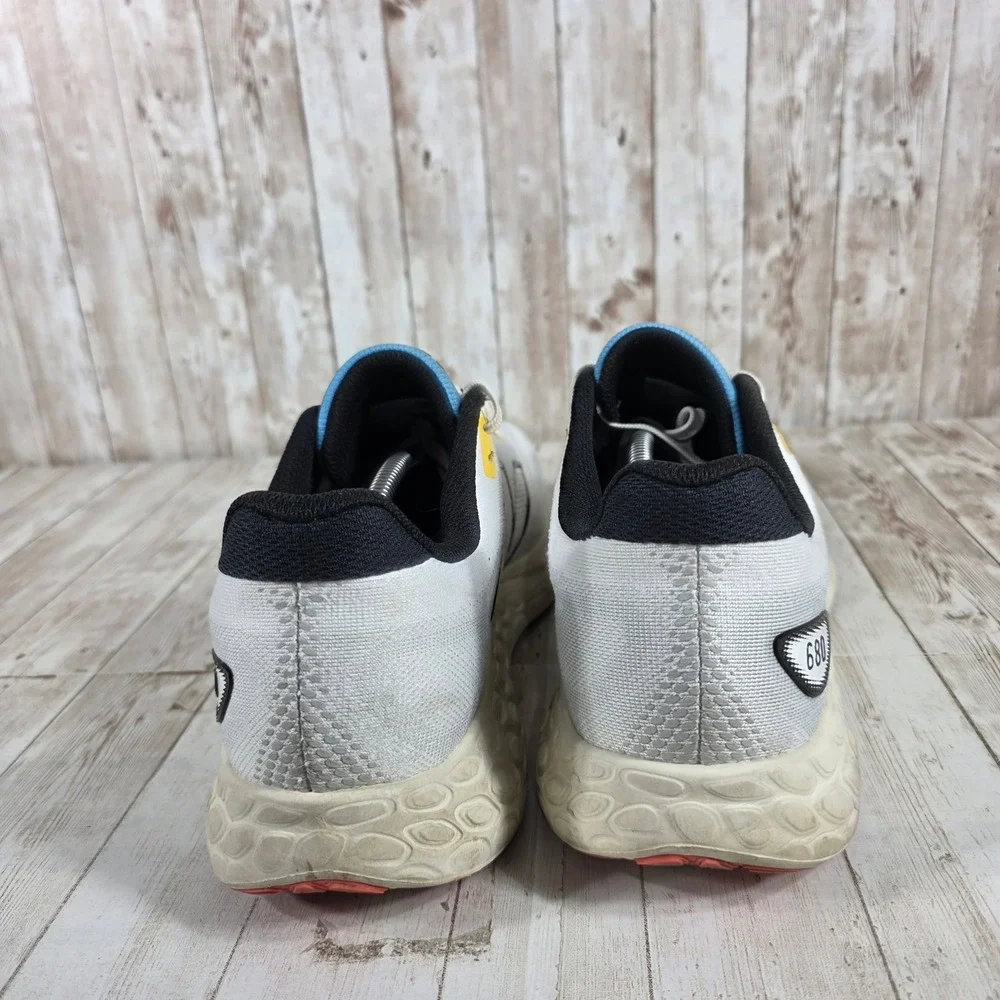 New Balance Fresh Foam 680v8 Mens Running Shoes White Black Yellow Size 13 - Picture 3 of 8